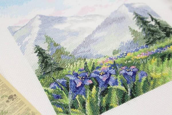 Broderisett MP Studia "Vandring til fjells" 16x20 cm