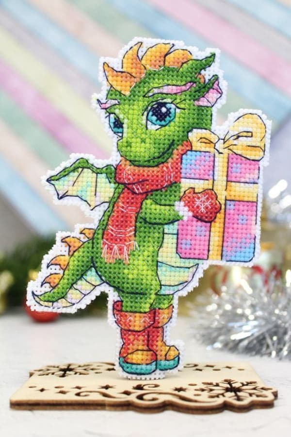 Broderikit Plastik Canvas MP Studia "Baby drage" 9x13 cm