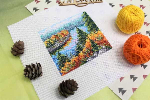 Broderikit MP Studia "Efterårsskov" 11x10 cm