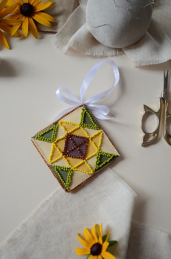 Perlebroderi Abris Art "Solmotivet" 13,2x6,6cm