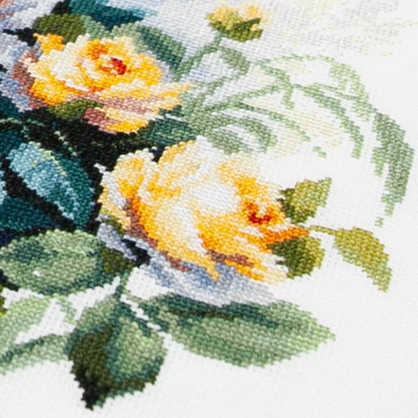 Broderikit Magic Needle "Blomsternes dronning" 26x35 cm