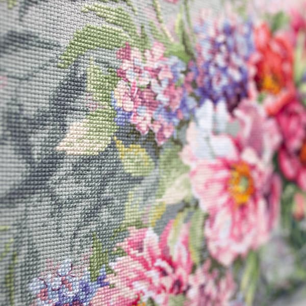 Broderisett Magic Needle "Peon og hortensia" 40x30 cm