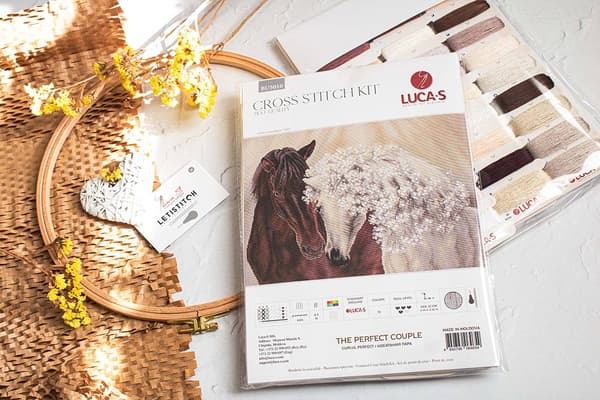 Broderikit Luca-S BU5010 - "Det perfekte par" 45x32 cm