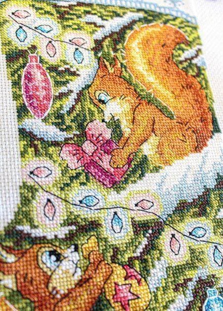 Broderikit MP Studia "Overraskelse til egernet" 16x24 cm