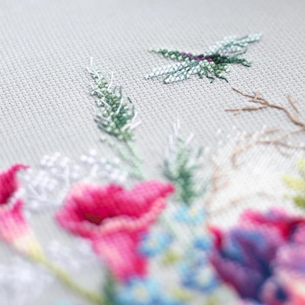 Broderikit Magic Needle "Tulipaner og lilje" 18x26 cm