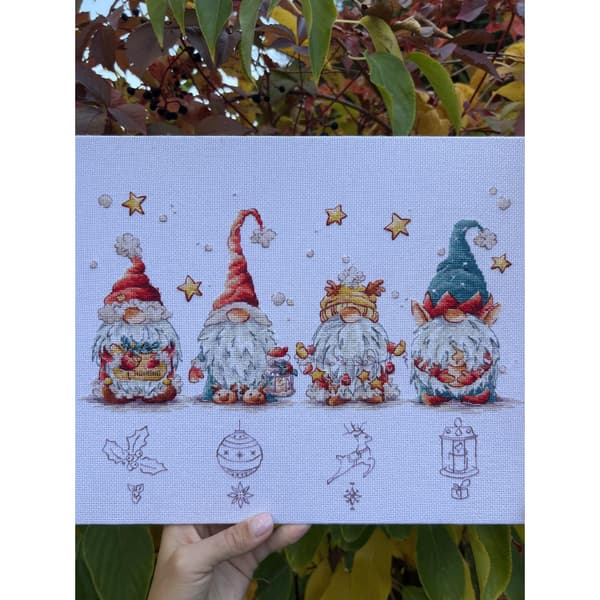 Broderikit Andriana "Julealfer" 36,5x21,5 cm