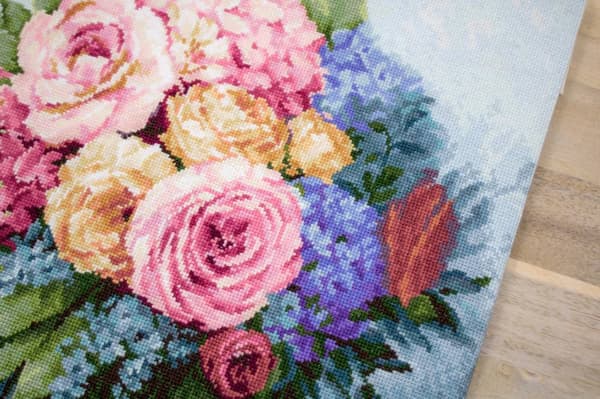 Broderikit Luca-S B2371 - "Buket" 33.5x37 cm