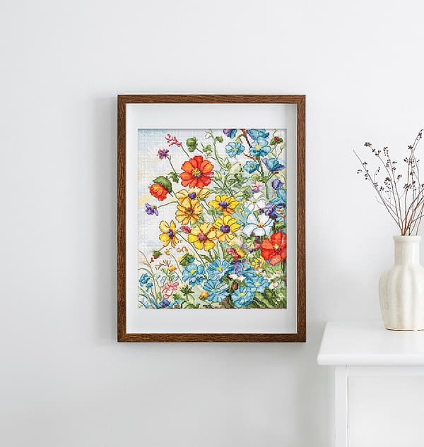 Broderikit LetiStitch L8091 - "Vilde blomster" 21x18 cm