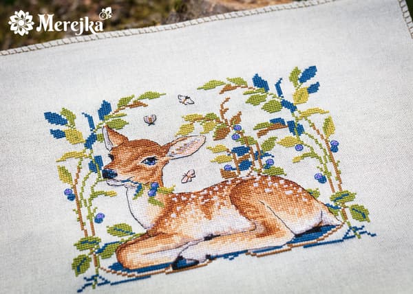 Broderisett Merejka K-145B - "Lite rådyr" 21x16 cm