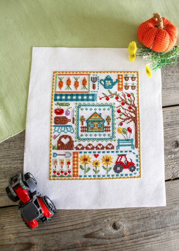 Broderikit MP Studia "Sampler. På Favoritdachan" 16x20cm/16x20cm