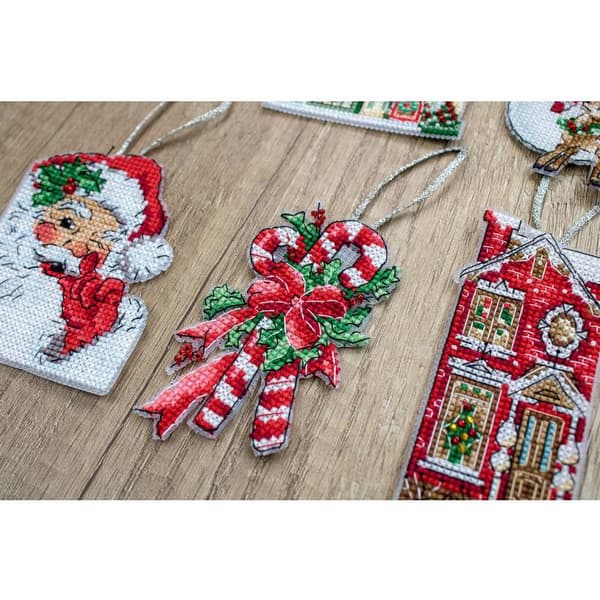 Broderikit LetiStitch L8002 - "Julelegetøjssæt" 9x8 cm