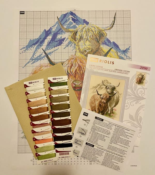 Broderikit Riolis "Højlandsvenner" 30x40 cm