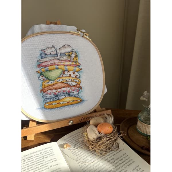 Broderisett Andriana "Sovende katt" 13.5x16 cm