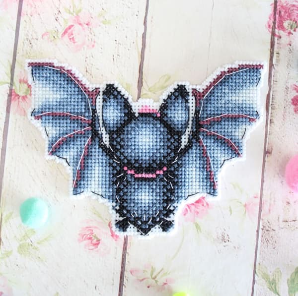 Broderikit MP Studia "Flyvende dame" 12x9 cm