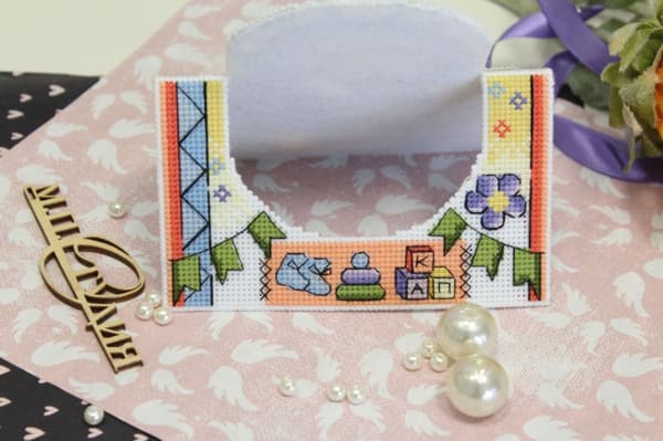 Broderikit plastic canvas MP Studia "Kort. Babys födelse" 20x14 cm