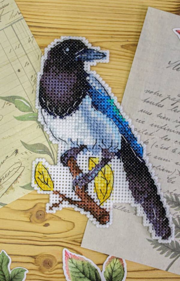 Broderikit Plastik Canvas MP Studia "Skata" 8x12 cm