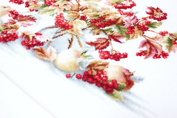Broderikit Luca-S B2272 - "Kvalkved" 33x23,5 cm