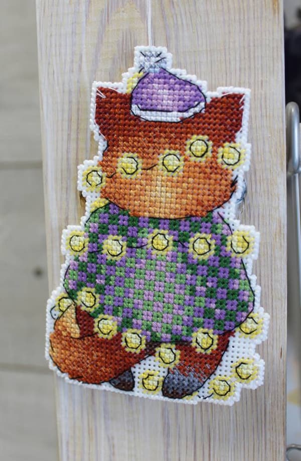Broderikit plastic canvas MP Studia "Julräv" 8x12 cm