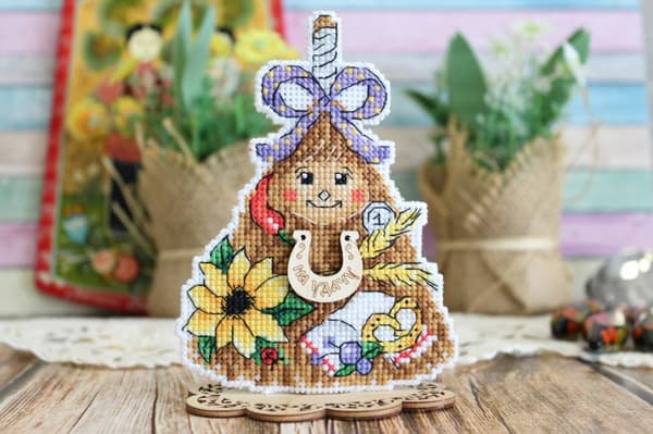 Broderikit plastic canvas MP Studia "Kvast-amulet" 9x12 cm