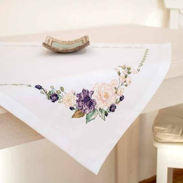 Broderikit Dug Luca-S "Blomster" 46x75 cm