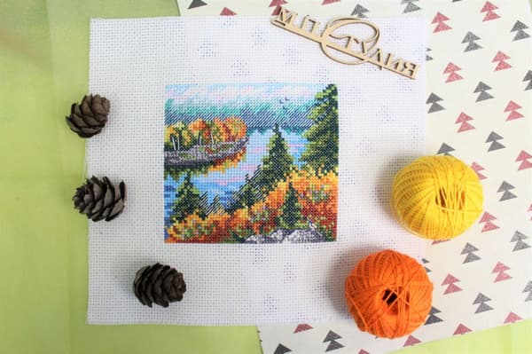 Ristipistopakkaus MP Studia "Syysmetsä" 11x10 cm