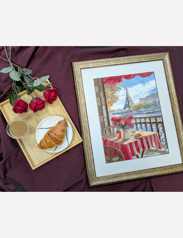 Broderikit Aine "Solrige Paris" 30x40 cm