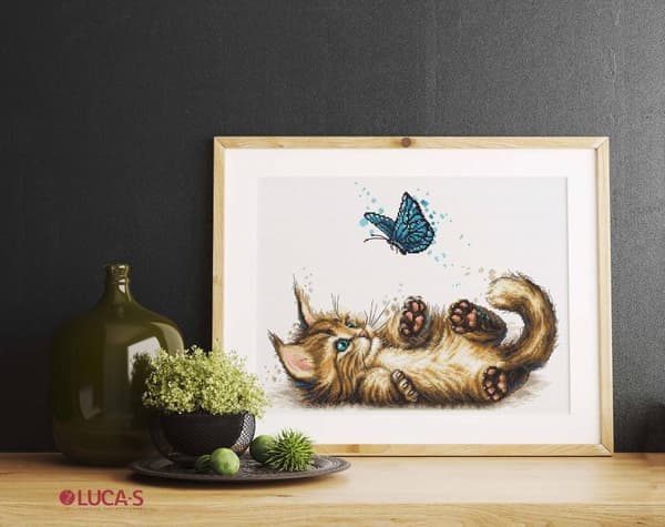 Broderikit Luca-S B7013 - "Fræk killing" 33x23 cm