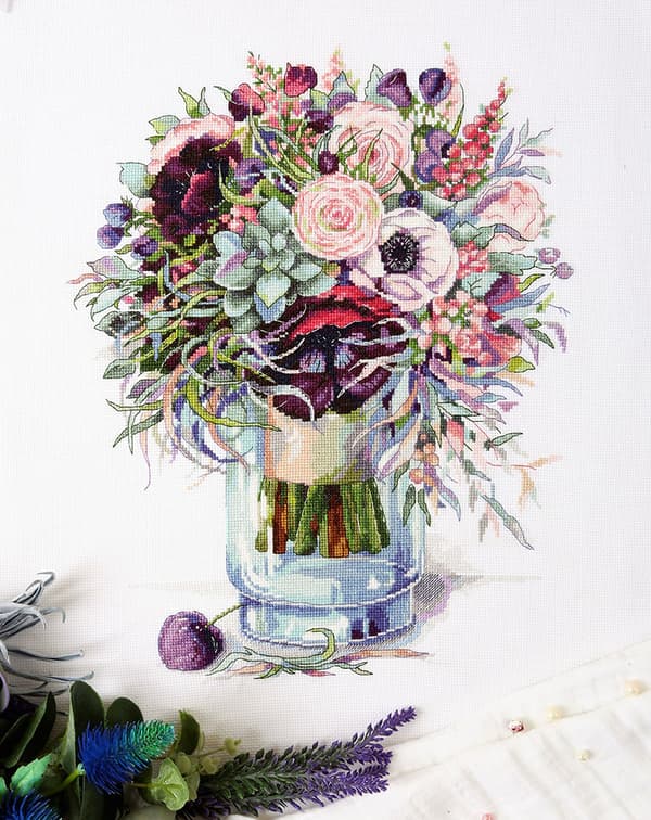 Broderikit Panna "Buket med anemoner" 37.5x31cm