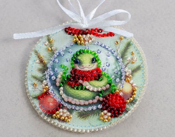 Broderikit med pärlor Abris Art "Festlig orm" 13.2x6.6 cm