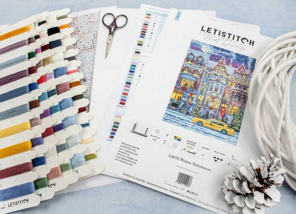 Broderikit LetiStitch L8076 - "Vinterbyhus" 21x30 cm