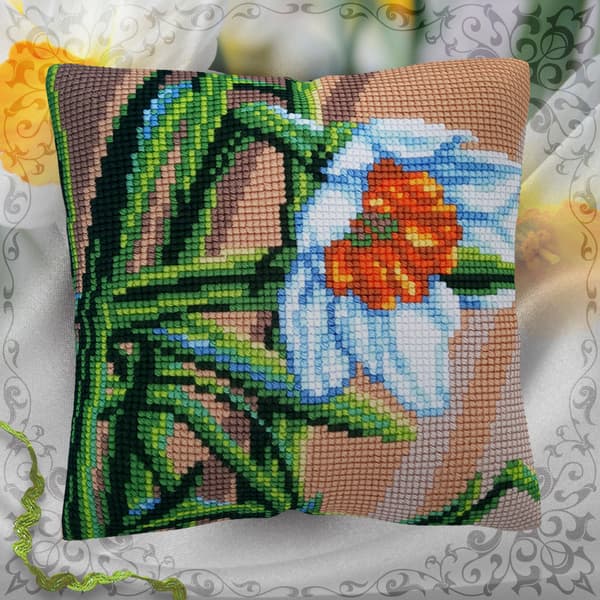 Broderikit Kudde Collection D`Art 5487CC - "Vit påsklilja" 40x40 cm