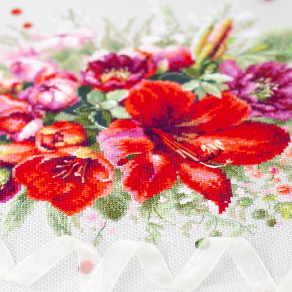 Broderikit Magic Needle "Amaryllisbukett" 36x27 cm