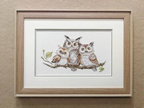 Broderikit Alisa "Ugglor" 22x13 cm