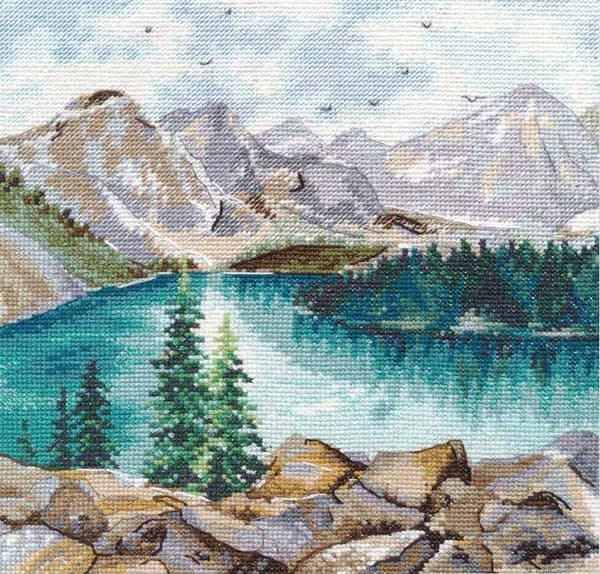 Broderikit Oven "Morainesjön" 20x20 cm
