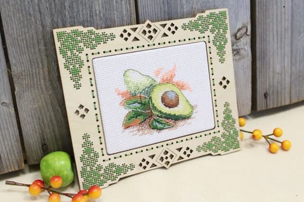 Broderikit MP Studia "Mogen avokado" 9x7 cm