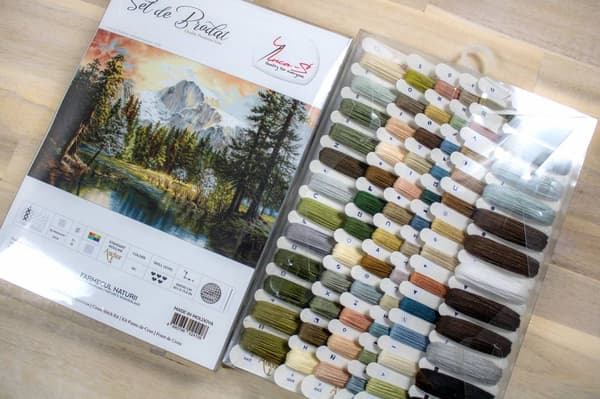 Broderikit Luca-S B604 - "Naturens underland" 66x45 cm
