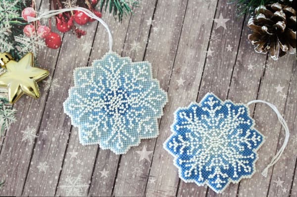 Broderikit plastic canvas MP Studia "Snöflinga" 9x9 cm