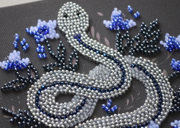 Broderikit med perler Abris Art "Sølvserpentin" 15x15cm