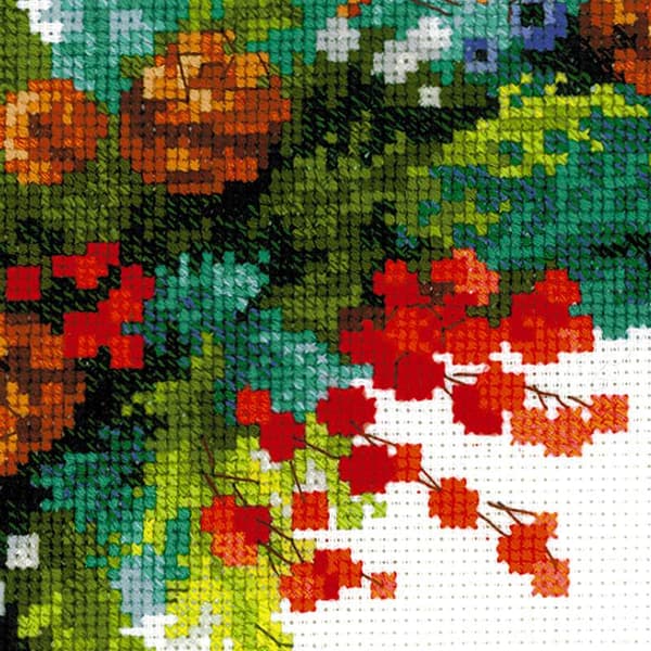 Broderisett Riolis "Krans med blå gran" 30x30 cm