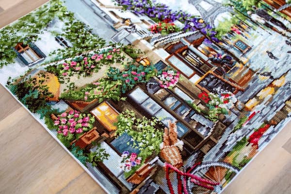 Broderikit Luca-S B2365 - "Paris i blomster" 47x34 cm
