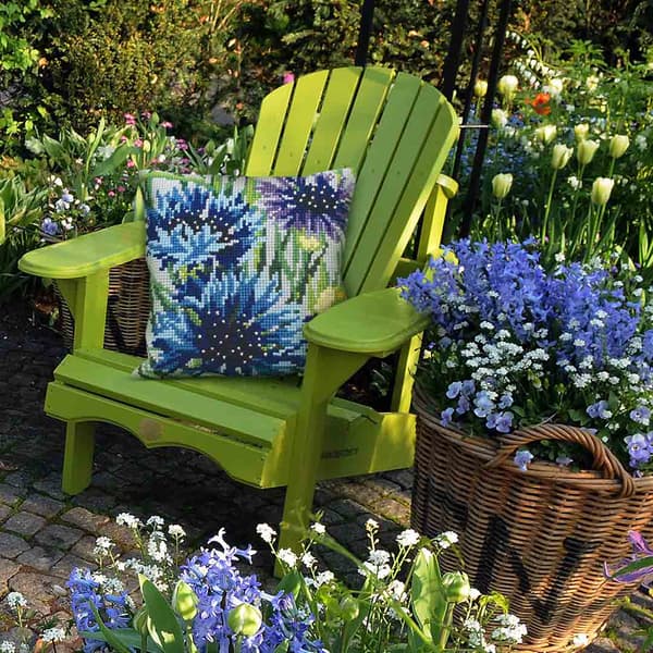 Broderikit Pude Collection D`Art 5108 - "Blå blomster" 40x40 cm