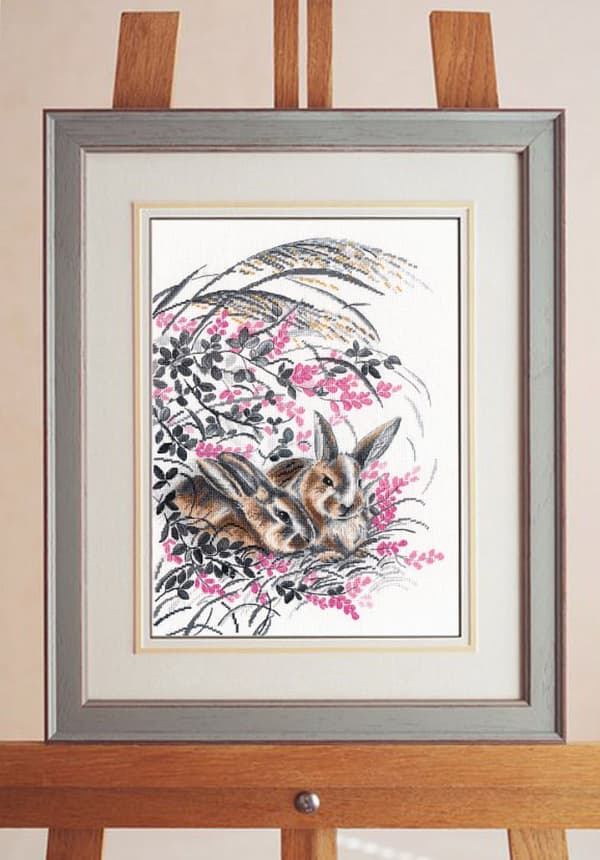 Broderisett Oven "Kaniner" 25x35 cm