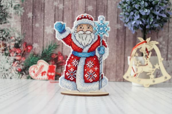 Broderisett Plastic Canvas MP Studia "Fader Frost" 10x13 cm