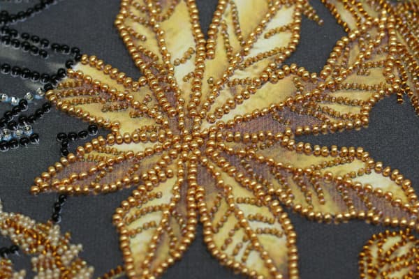 Perlebroderi Abris Art "Gyldne troper" 30x30 cm