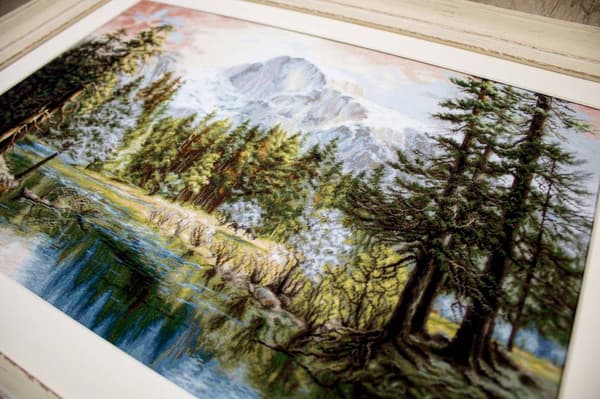 Broderikit Luca-S B604 - "Naturens underland" 66x45 cm