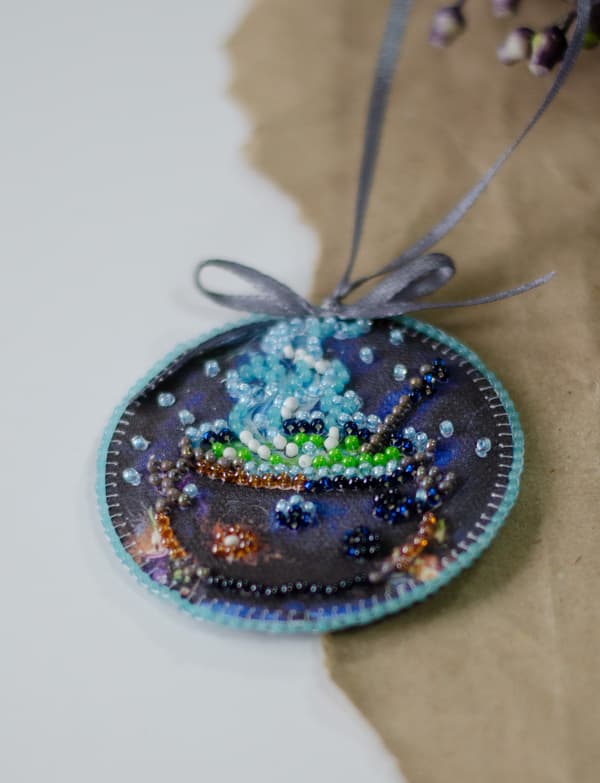 Perlebroderi Abris Art "Heksepress" 13.2x6.6cm