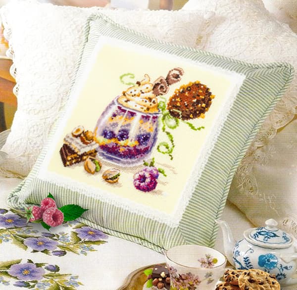 Broderikit Magic Needle "Chokoladedessert" 17x17 cm