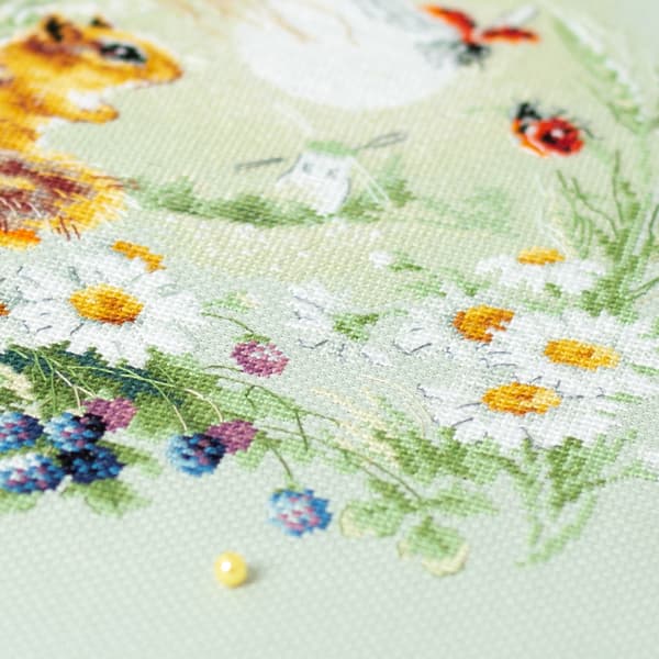 Broderikit Magic Needle "Englehistorier. Jordegern" 26 x 26 cm