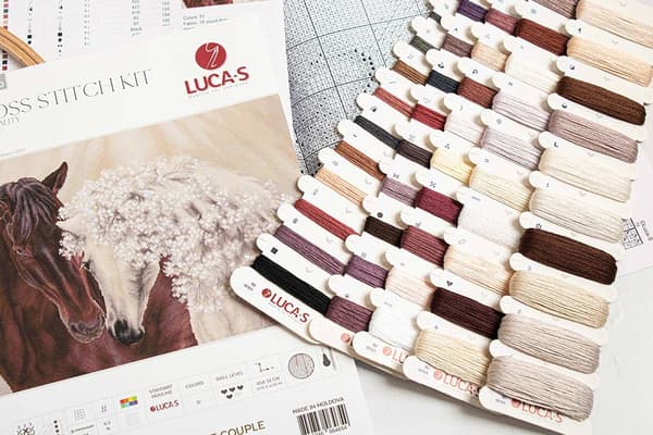 Broderikit Luca-S BU5010 - "Det perfekte par" 45x32 cm