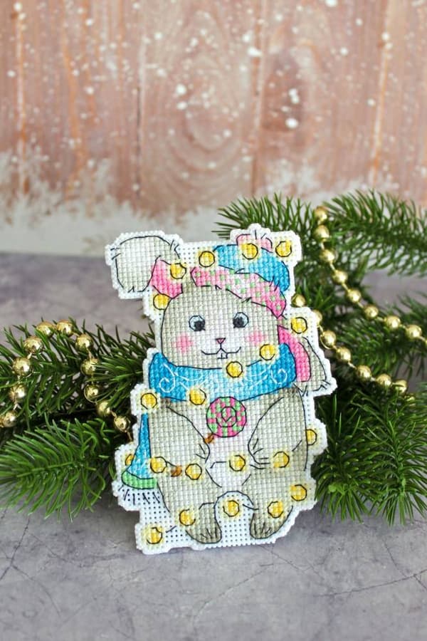 Broderikit Plastik Canvas MP Studia "Julehare" 9x12 cm